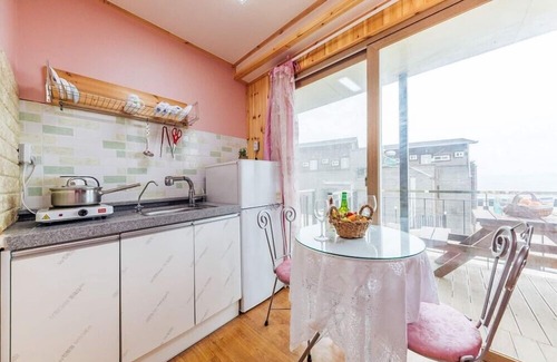 Yeongdeok Apartment | Badasae Pension