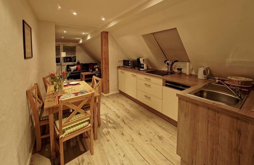 Bundenthal Apartment | Baden, 1 Schlafraum - Fröhlich-daheim