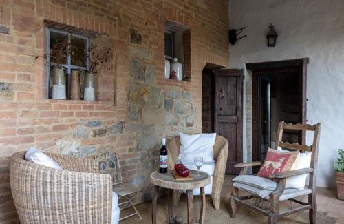 Montalcino Apartment | Badia Ardenga