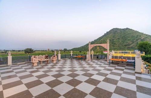 Viratnagar Villa | Badshah Farmstay by VEO - Part of StayVista