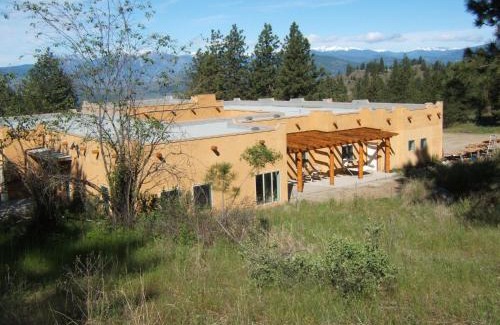 Okanagan-Similkameen Bed & Breakfast | Baergnaescht B&B