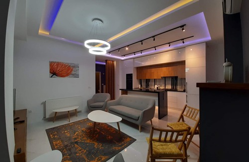 Tbilisi Apartment | Bagebi beautiful two bedroom mountain view