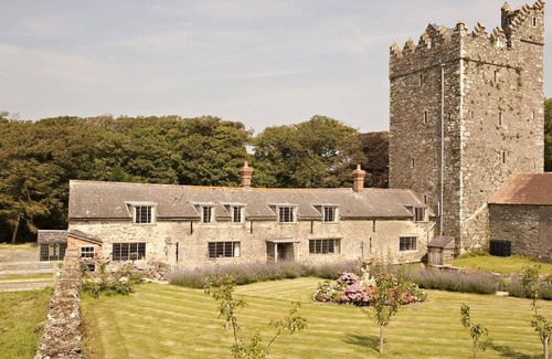 Tomhaggard Cottage | Bagenal Harvey Cottage- Norman Castle Cottage Beautifully Restored