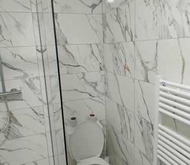 Bagnols-sur-Ceze Apartment | Bagnol Cosy- 3 personnes - 30 minutes Avignon