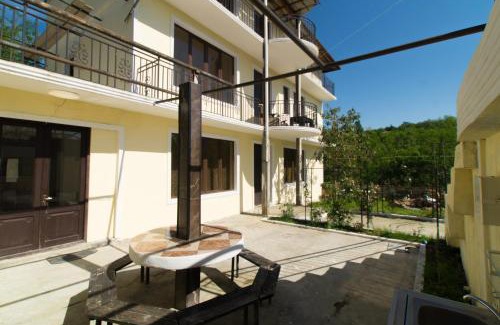 Tsqaltubo House | Bagrat Guest House