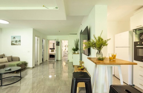 Haifa Apartment | Bahai Gardens Serenity Apartment