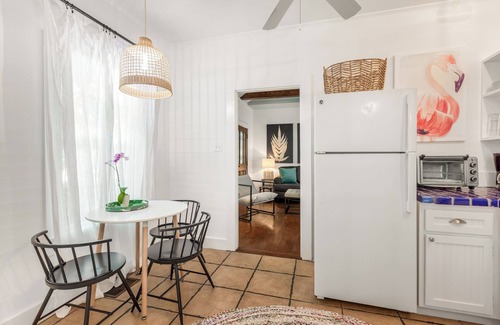 Downtown House | BAHAMA DREAMING ~ Incredibly Located 3 Bed, 2 Bath w/Private Heated Pool!