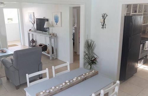 Spanish Wells Cottage | Bahama Time beach cottage; island living at its best