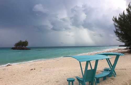 Gregory Town House | Bahama Time in Gaulding Cay Beach, Gregory Town