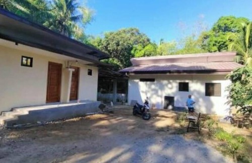 Bagac Apartment | Bahay Domingo Guest House