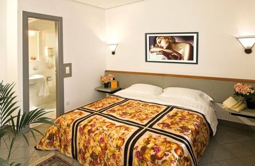 Pedrinate Hotel | Bahnhof Haus