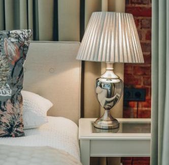 Aluksne Hotel | Bahnhofs hotel