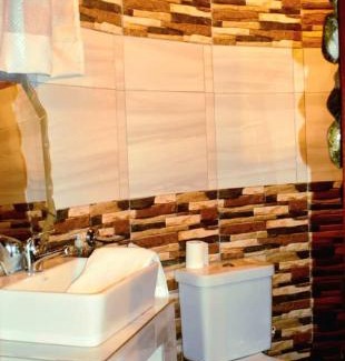 Fort Portal Cabin | Bahundu Safari Lodge