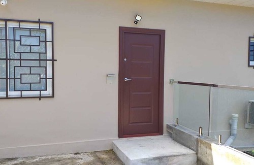 Mahe Island House | Baie Lazare View