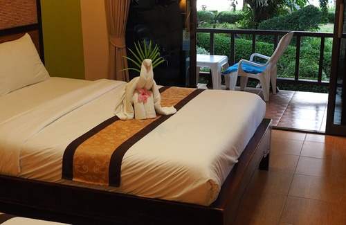 Bai Lan Resort | Bailan Beach Resort