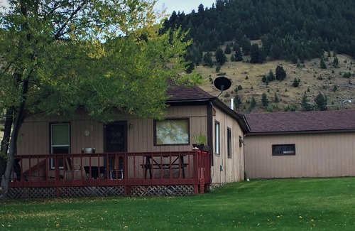 Pony Cabin | Bailey-White House in Pony
