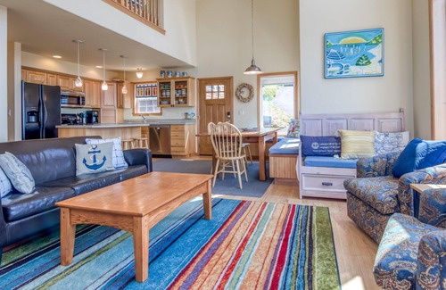 Roads End House | Bainbridge House
