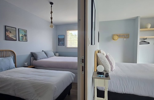 Pornic Bed & Breakfast | 'Bains de Mer' Guest Rooms with Shared Garden, Balcony and Wi-Fi