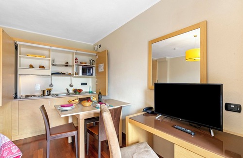 Bardonecchia Apartment | Baita 6 - Balcony Studio 202, Bardonecchia, Italy