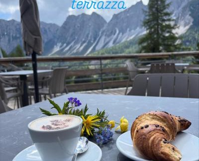 Cibiana di Cadore Hotel | Baita Deona