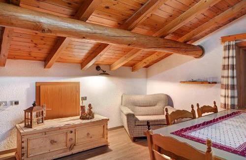 Livigno Apartment | Baita Franz Mansarda 1 Livigno