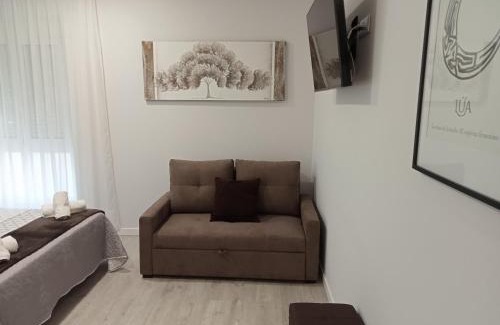 Sarria House | Baixo a Lua Rooming