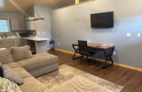 Mountain Lake Park Hotel | Baja Motel