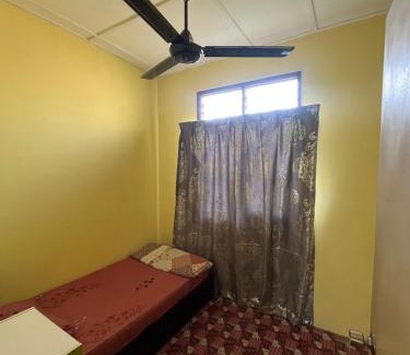 Hulu Selangor House | Bakawali Homestay - Bukit Beruntung for musliim only