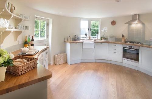 Wadhurst House | Bakers Farm Oast
