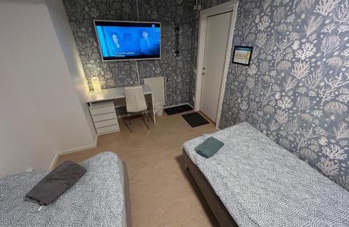 Gamla Staden-Nya Staden Hostel | Bakgården Mariestad