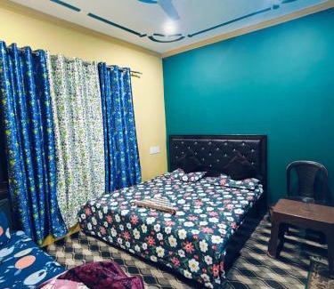 Srinagar House | Bakhshi Holiday home stay