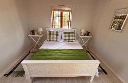 Camps Bay Apartment | Bakoven Beach Escape, Camps Bay