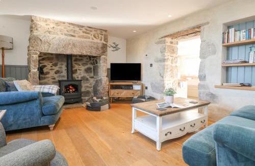 Pendeen House | Bal View