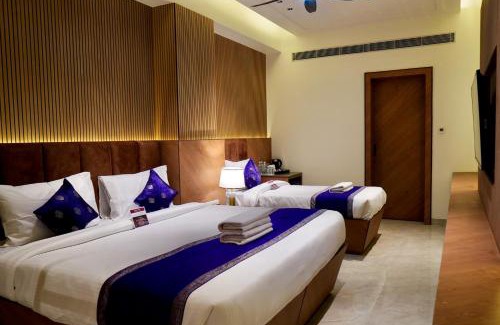 Mahmoorganj Hotel | Balaji Palace Kashi
