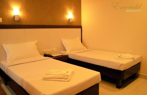 Koyambedu Hotel | Balaji Residency