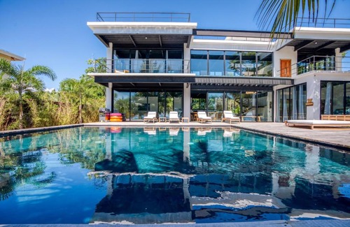 Cocoplum Villa | Balam Beach Villa - Modern 4 Bedroom Ocean Front Villa with Pool