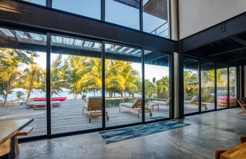 Cocoplum Villa | Balam Beach Villa - Modern 4 Bedroom Ocean Front Villa with Pool