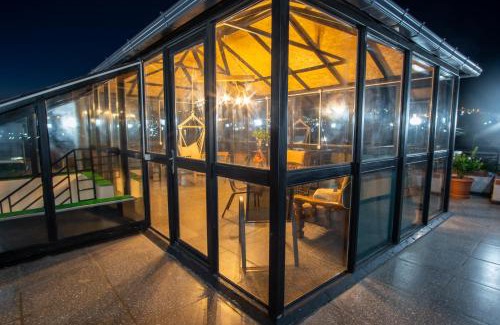 Kutaisi Hotel | Balanchine