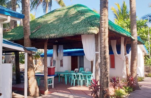 Balayan House | BALAYAN Beach House w/ Dipping Pool & Jacuzzi