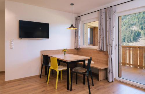 Luson Apartment | Balbeinhof Apt Hirsch