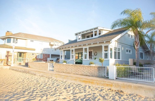Balboa Peninsula House | Balboa Bay Front Bungalow, The "Jewel" of the Peninsula