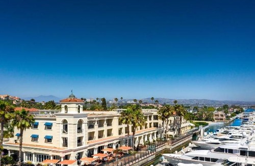 Newport Beach Hotel | Balboa Bay Resort