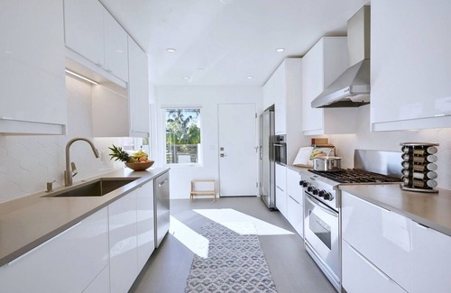 North Park House | Balboa Park Super Luxe Tropical Hideaway minutes to the Zoo, Downtown & Beaches