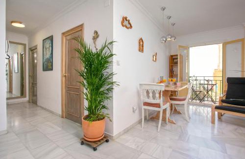 San Felipe Neri Apartment | Balcon Cabello 14