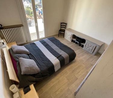 Lourdes Apartment | Balcon St Raymond maison 100m2 centre Lourdes