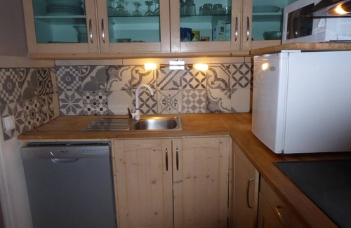 Honfleur Apartment | Balcons Sur le Port, Cosy T3 + Garage, Centre Historique 2-4 Pers. + Bébé