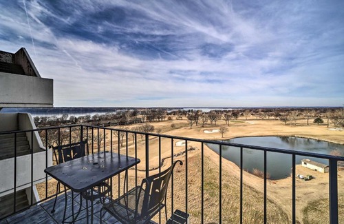 Afton Apartment | Balcony and Lake View Modern Condo in Monkey Island