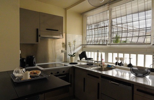 Old Town Apartment | Balcony overlooking the sea