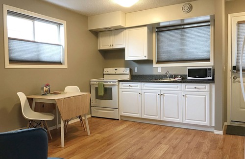 Canmore Condo | Balcony Panoramic Mountain View in Canmore