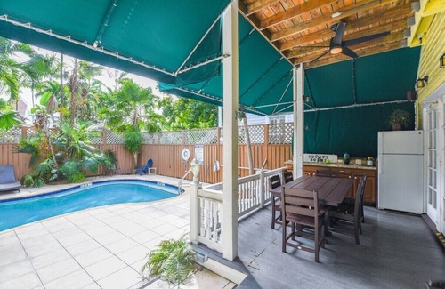 Key West Historic District Apartment | Balcony, Pool, & Near Duval - Curry House Room 2